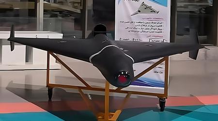 Iran zaprezentował bezzałogowy samolot Shahed-238: napędzaną odrzutowo modyfikację Shahed-136 z trzema różnymi systemami naprowadzania.