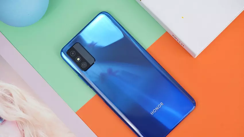 Honor X30 z nowym procesorem Snapdragon 695 zostanie zaprezentowany 16 grudnia