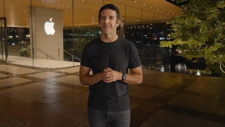 Nowy CEO Apple John Ternus wprowadza ...