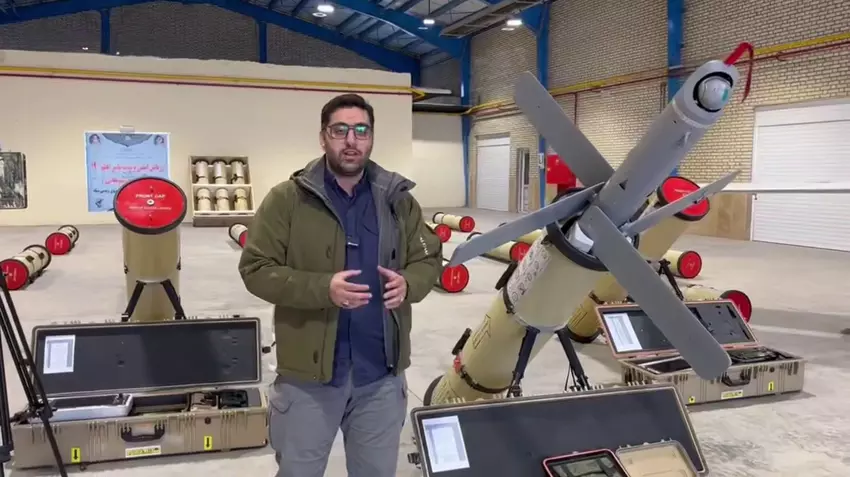 Iran prezentuje technologię wystrzeliwania dronów spod wody