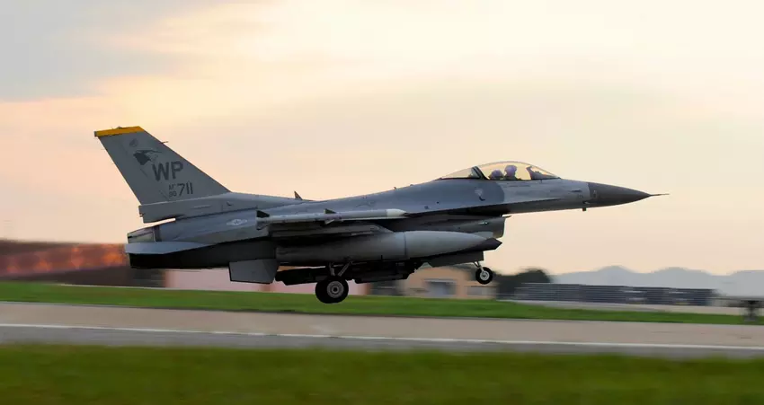 Kanada dołącza do szkolenia ukraińskich pilotów i personelu do obsługi myśliwców F-16 Fighting Falcon