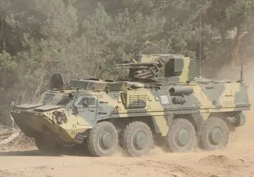 Ukraińskie wojsko pokazało rzadki BTR-4 "Bucephalus" ...
