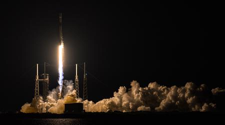 SpaceX wystrzeliwuje na orbitę satelity internetowe Starlink - pierwszy stopień rakiety Falcon 9 zakończył swój 17. lot