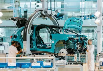 VW obniży pensje menedżerów o 10 ...