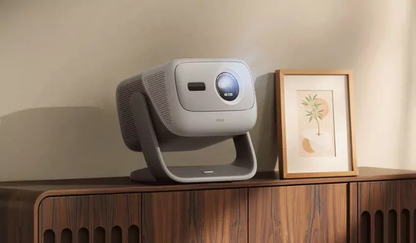 Projektor, który chce zastąpić kino: JMGO N3 4K z potrójnym laserem, zoomem optycznym i Google TV