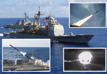 Niszczyciel USS Mason i krążownik USS ...