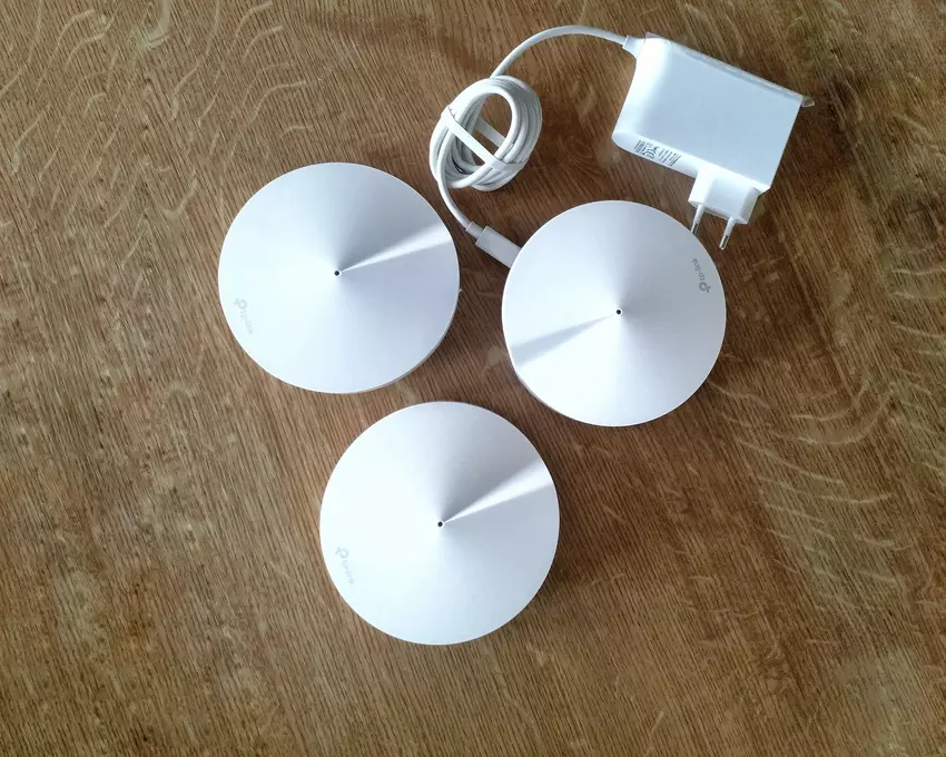 Przegląd TP-LINK Deco P7: przebijając ściany betonowe