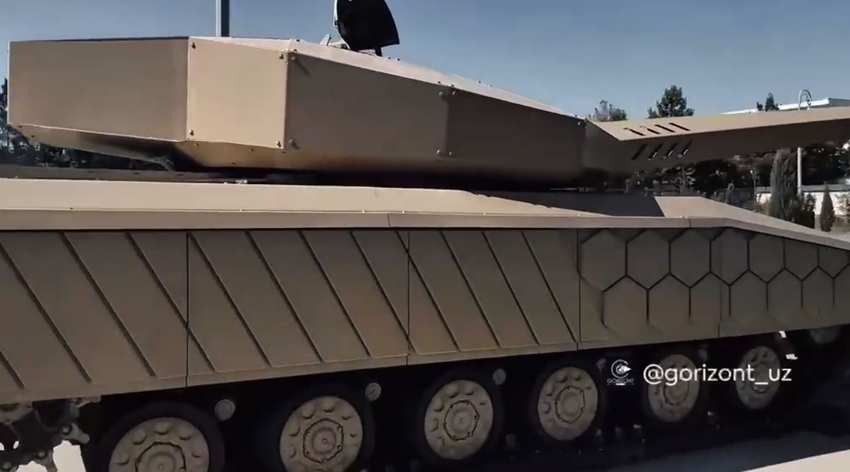 Zmodernizowany czołg T-64B z futurystycznym osłoną ochronną