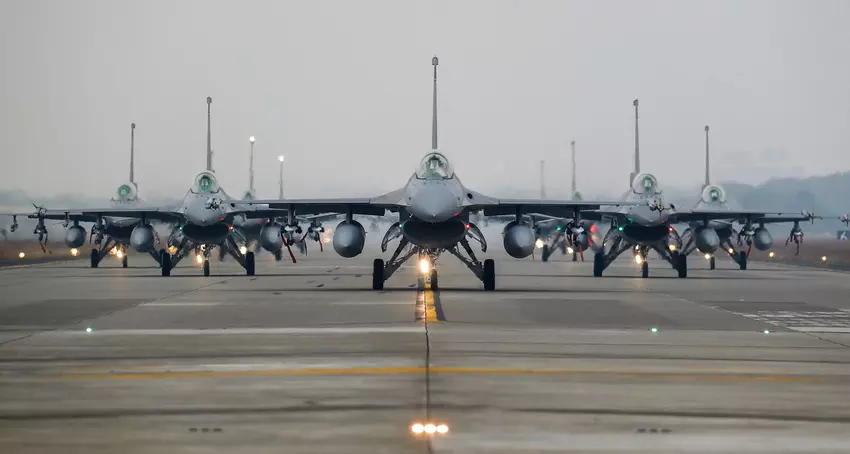 Tajwańskie F-16V Block 70/72 otrzymają systemy IRST do wykrywania i śledzenia chińskich myśliwców piątej generacji J-20.