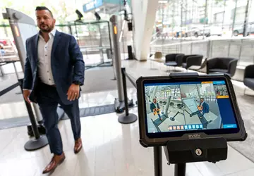 Nowy Jork przetestuje w metrze wykrywacze ...