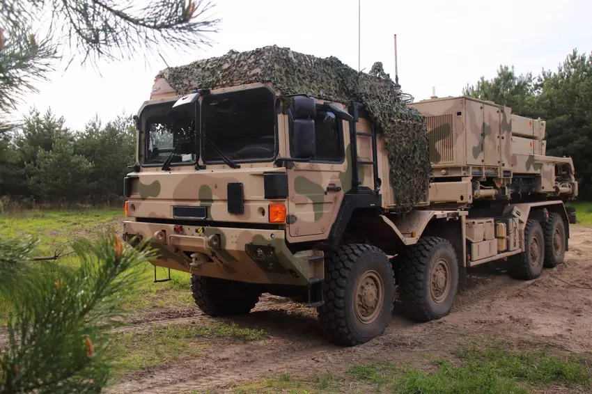 Sztab Generalny Sił Zbrojnych Ukrainy opublikował świeże zdjęcia systemu rakietowego ziemia-powietrze IRIS-T na dyżurze bojowym
