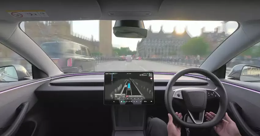 Tesla rozpoczęła testy systemu autonomicznego prowadzenia w Londynie