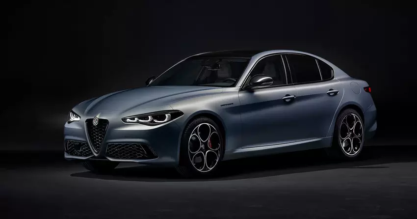 Alfa Romeo wycofuje sedan Giulia i crossover Stelvio z powodu wady pedału hamulca