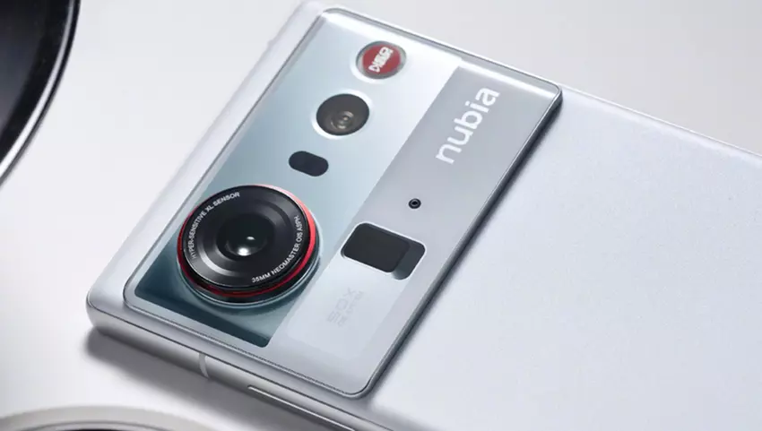 Kompaktowość nie będzie ofiarą autonomii: flagowy Nubia Z80 Ultra otrzyma baterię 7200 mAh przy grubości obudowy 7,8 mm