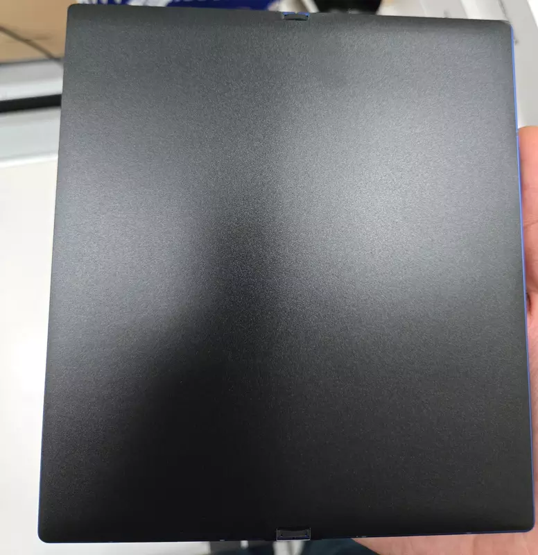 Główny ekran Galaxy Z Fold 7 pod folią