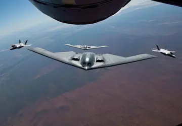 USA wysyłają bombowce stealth B-2 Spirit ...