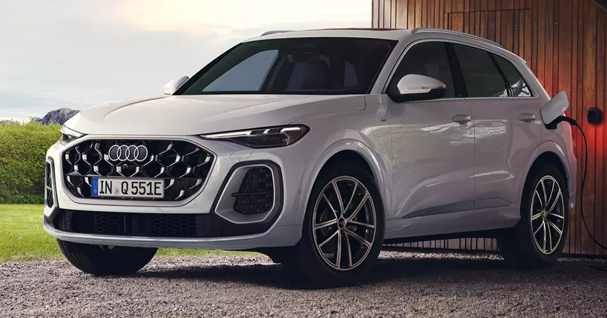 Audi Q5 SUV i Sportback e-hybrid: nowe hybrydy plug-in przejeżdżają do 100 km na elektryczności