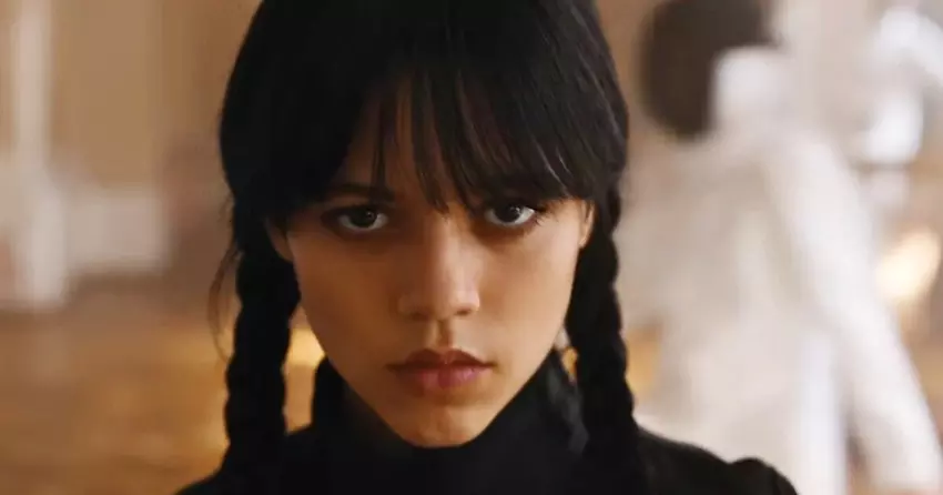 Insider Info: Jenna Ortega prowadzi rozmowy w sprawie udziału w nowym projekcie science-fiction Taika Waititi "Klara i słońce".