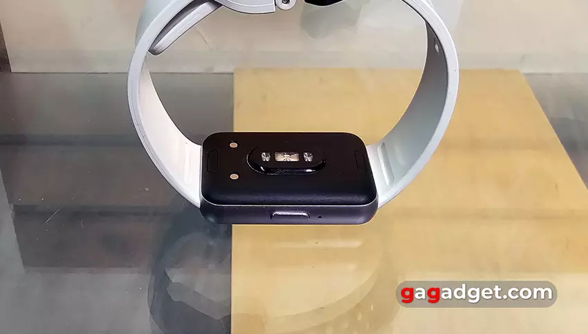 Огляд Samsung Galaxy Fit3