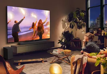 LG OLED evo C4 i G4: ...