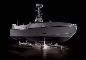 Francja przetestowała morski dron-kamikaze, trafiając w ...