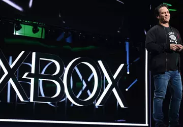 Osobny pokaz dla Starfielda i wielki ...