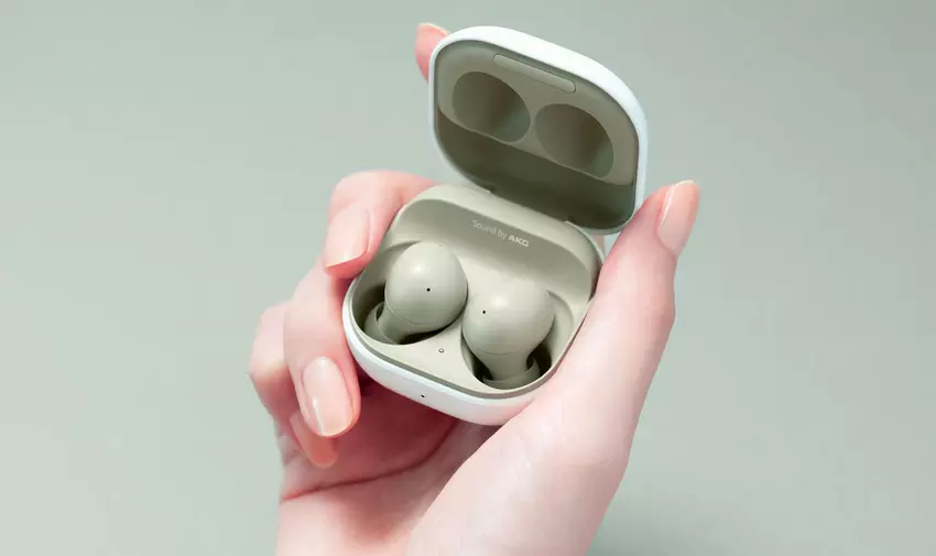 Samsung Galaxy Buds 2 z ANC i do 29 godzin pracy na baterii na sprzedaż na Amazon za $101 ($48 off)