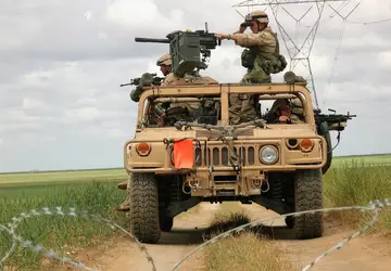HMMWV z granatnikiem Mk19 w służbie ...