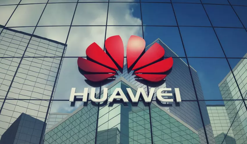 Huawei oficjalnie nie opuścił rosyjskiego rynku, ale wstrzymał dostawy sprzętu i nie odpowiada na zapytania