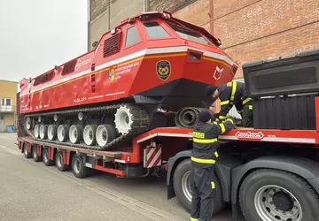 Republika Czeska testuje nowy pojazd amfibijny ...