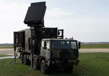 Firma Leonardo przetestowała radar Kronos Grand ...
