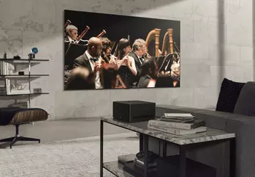 LG ujawnia ogromny bezprzewodowy monitor Signature ...