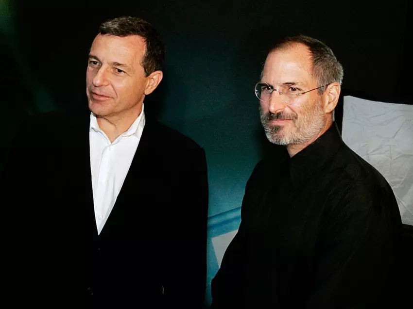 Teraz konkurenci: szef Walt Disney zrezygnował z zarządu firmy Apple