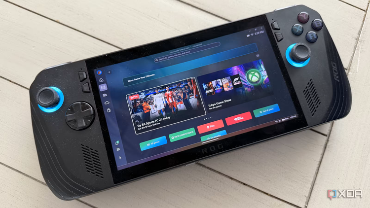 Sklep przypadkowo wysłał kupującemu konsolę Asus ...