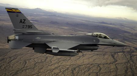 Holandia i Dania potwierdziły, że USA zezwolą na przekazanie Ukrainie myśliwców F-16 po tym, jak ukraińscy piloci ukończą program szkoleniowy.