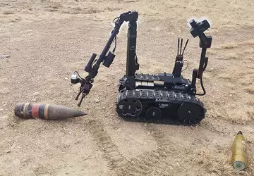 Ukraina otrzyma roboty TALON do rozminowywania ...
