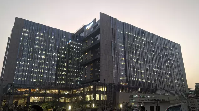 Amazon zwalnia setki pracowników w Europie: ...