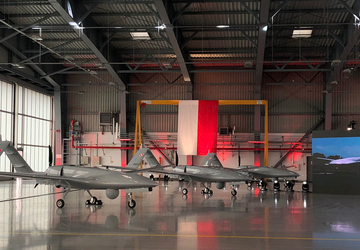 Polska otrzymuje drugi system dronów Bayraktar ...