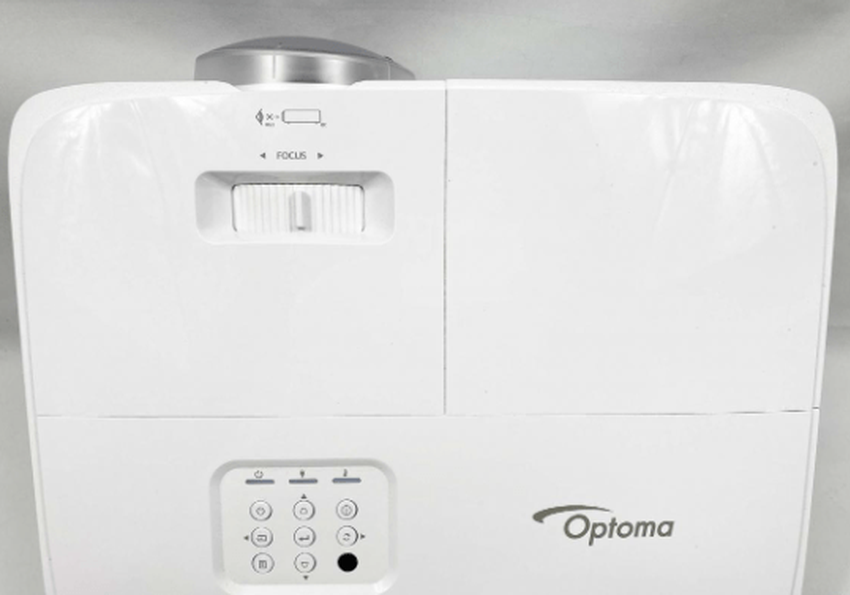 Optoma GT1080HDR czy Optoma EH200ST