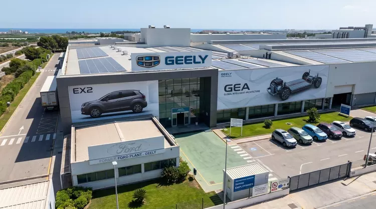 Geely przejmuje fabrykę Forda w Hiszpanii: ...