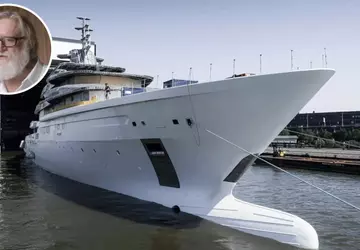 Założyciel Valve Gabe Newell kupił stocznię ...