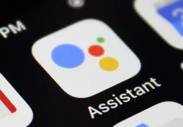 Tryb tłumacza w Google Assistant jest ...