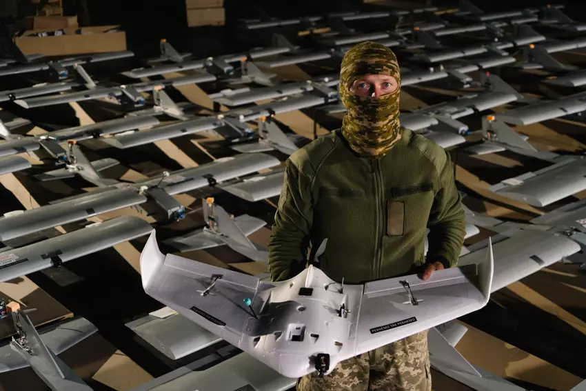 Siły Powietrzne Ukrainy otrzymały sprzęt o wartości 16 mln UAH, w tym pierwsze na świecie drony przeciwlotnicze FPV z kamerami termowizyjnymi
