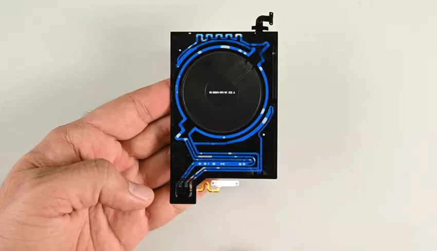 RedMagic 11 Pro wewnątrz: system chłodzenia i komponenty