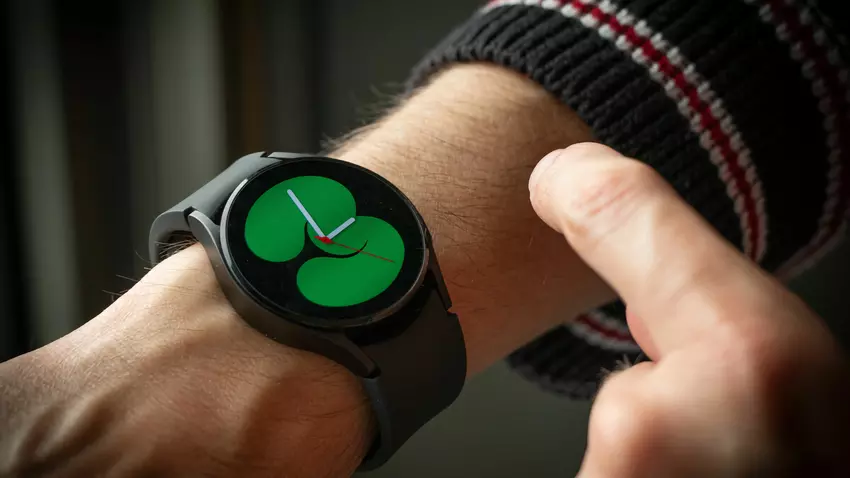 Samsung dodaje obsługę Asystenta Google do Galaxy Watch 4