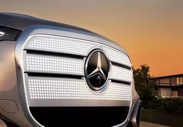 Mercedes-Benz zademonstrował swojego najefektowniejszego elektrycznego SUV-a