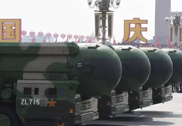 Chiny po raz pierwszy od dekady ...