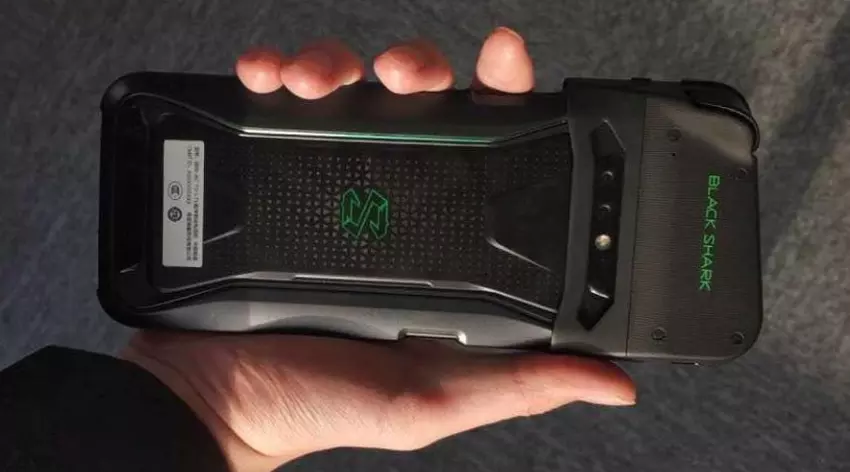 Gamersky smartphone Xiaomi BlackShark po raz pierwszy na prawdziwym zdjęciu