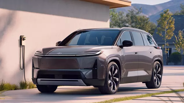 Toyota zaprezentowała całkowicie elektrycznego Highlandera z ...