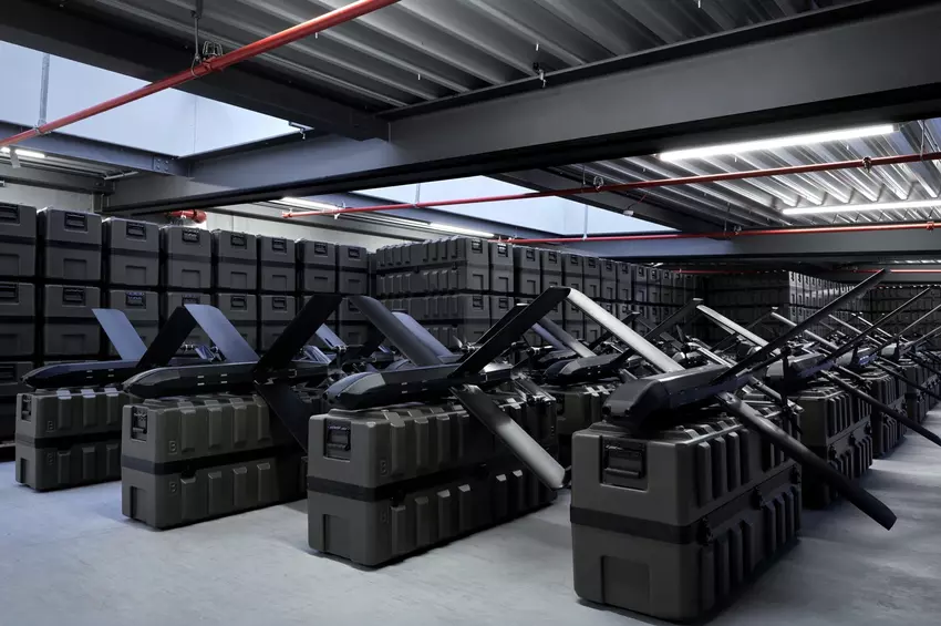 Drony ze sztuczną inteligencją produkowane przez Helsing